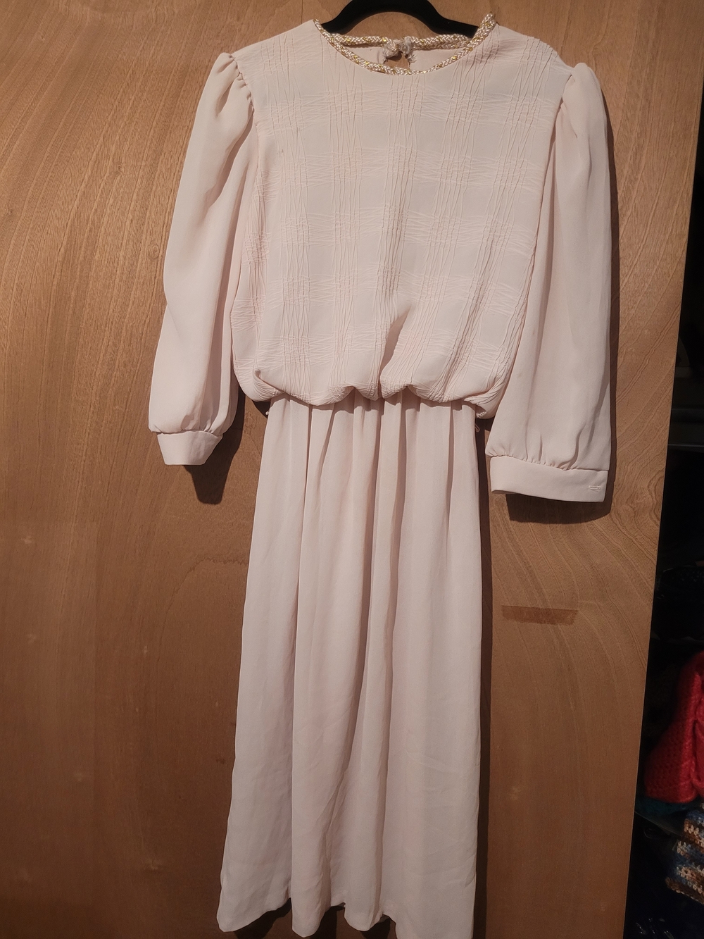 Vintage Korean Elegant Cream Long-Sleeve Midi Dress From Late 70s/early 80s